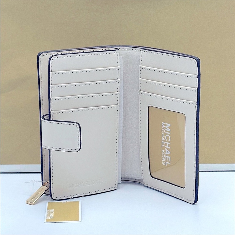 Michael Kors Gray and Pink Butterfly Wallet - Picture 14 of 15